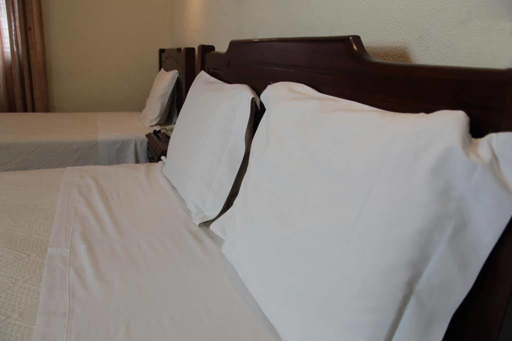 Hotel Kamanga Tomar Esterno foto